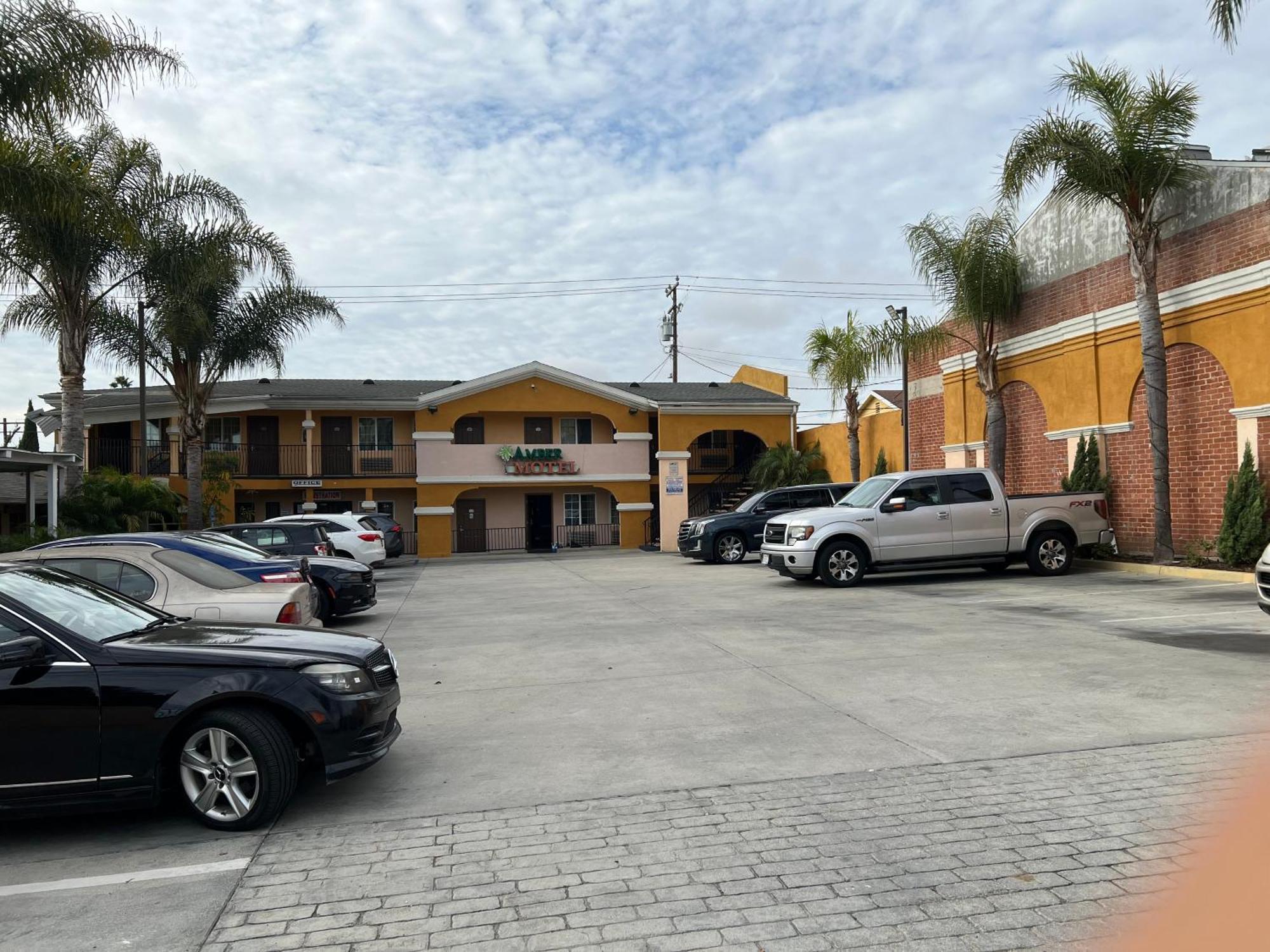 إنغليووود، لوس أنجليس، كاليفورنيا Amber Motel المظهر الخارجي الصورة